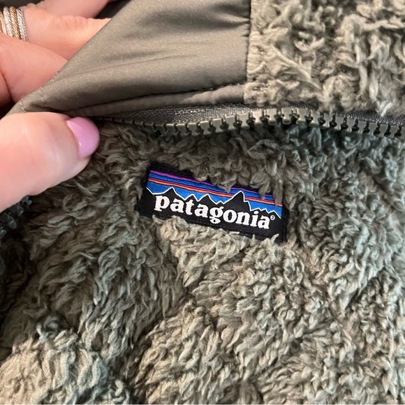 Patagonia Los Gatos Hooded Reversible Industrial Green Vest- Medium - Picture 6 of 11